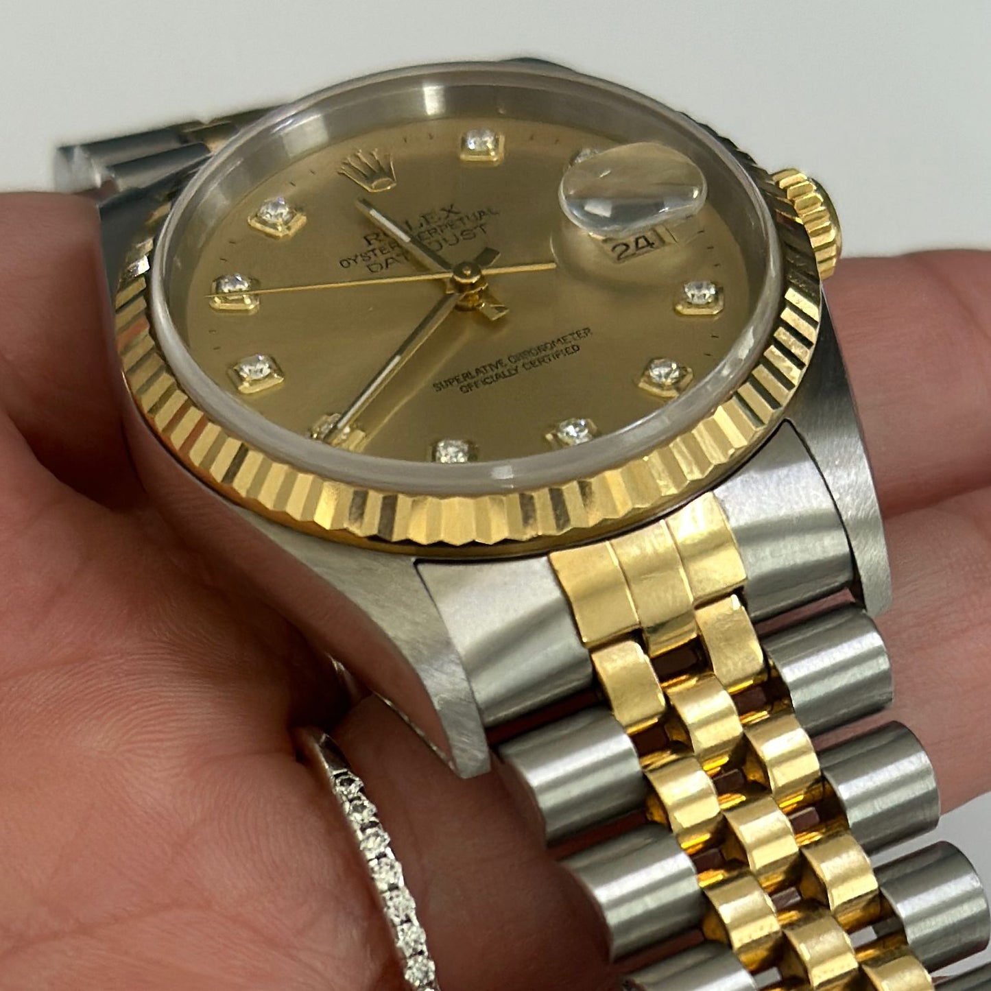 Rolex Mens Datejust 16233 #26381